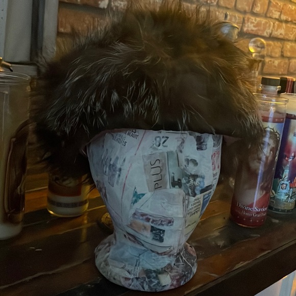 Vintage 1960s fur winter hat - Picture 1 of 9